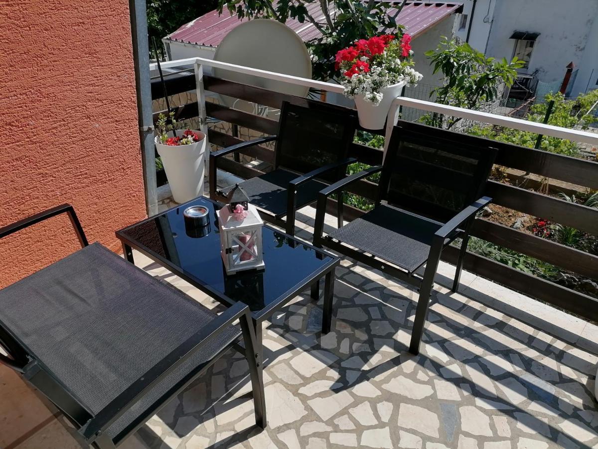 Turina Leilighet Crikvenica Eksteriør bilde